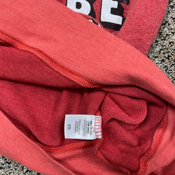 NWOT Wildfox Red Sweatshirt Size XS "Wild Hearts Can't Be Broken" Retail $108 - Picture 5 of 6